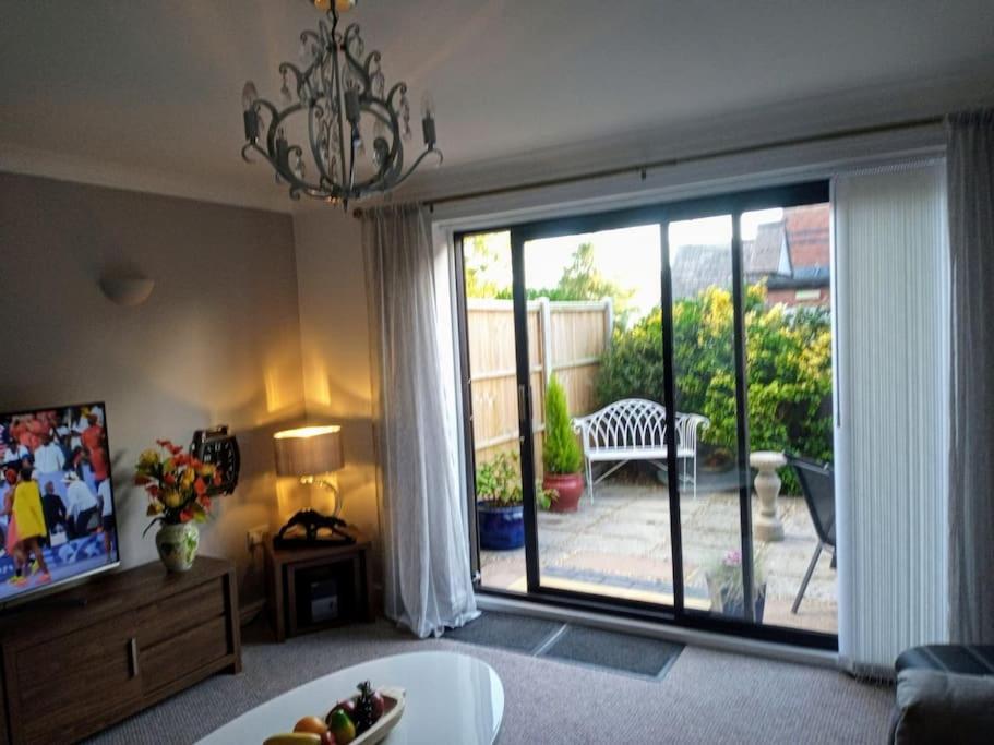 Ludlow Mews Town House With Free Parking Екстериор снимка