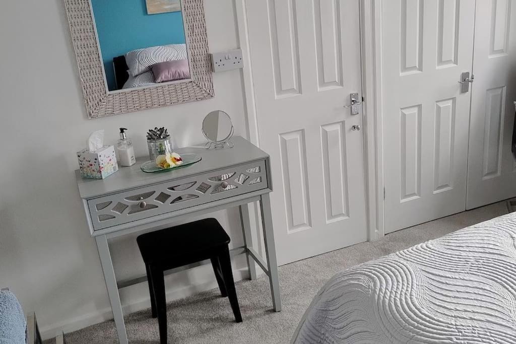 Ludlow Mews Town House With Free Parking Екстериор снимка