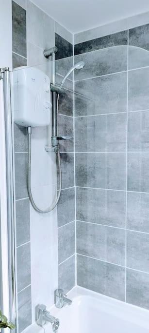 Ludlow Mews Town House With Free Parking Екстериор снимка
