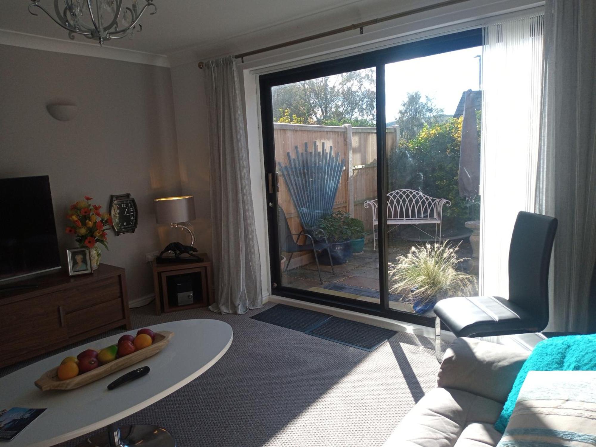 Ludlow Mews Town House With Free Parking Екстериор снимка